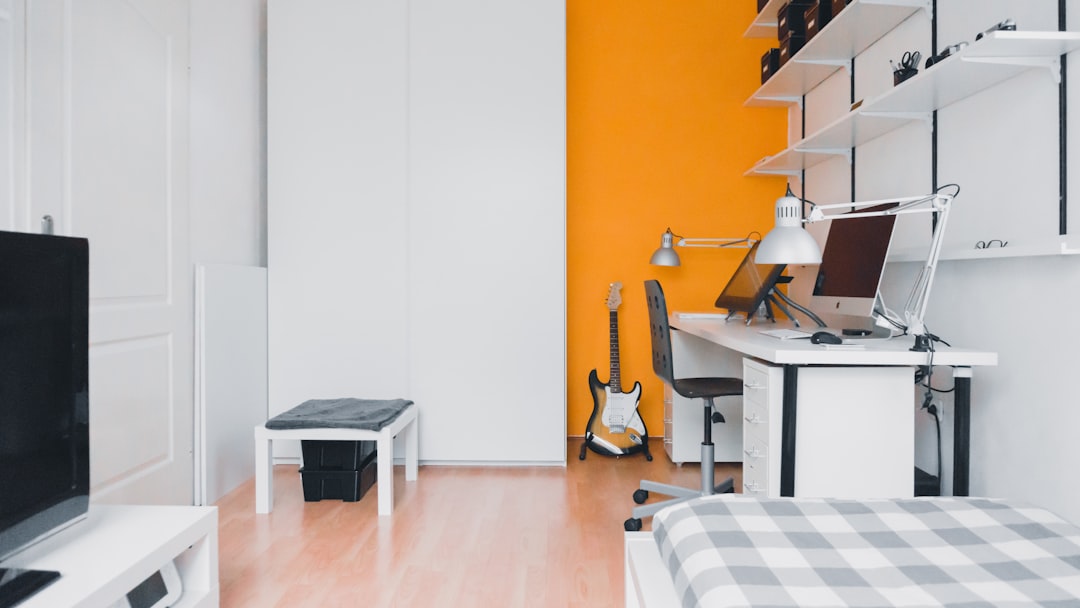 Photo Minimalist furniture